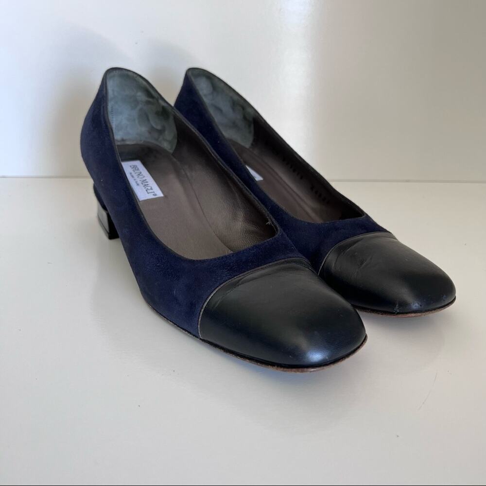 Bruno Magli‎ Classic Navy Heels